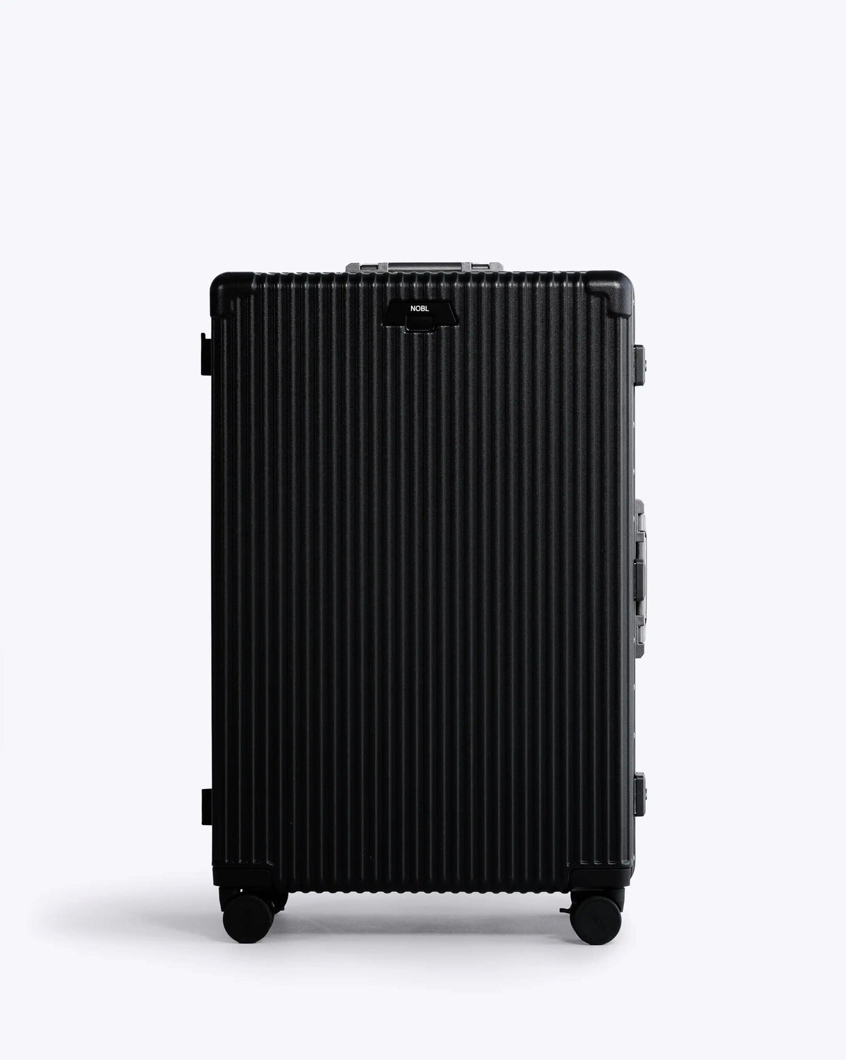 Check-In: All-In-One 28" — Voyager Elite