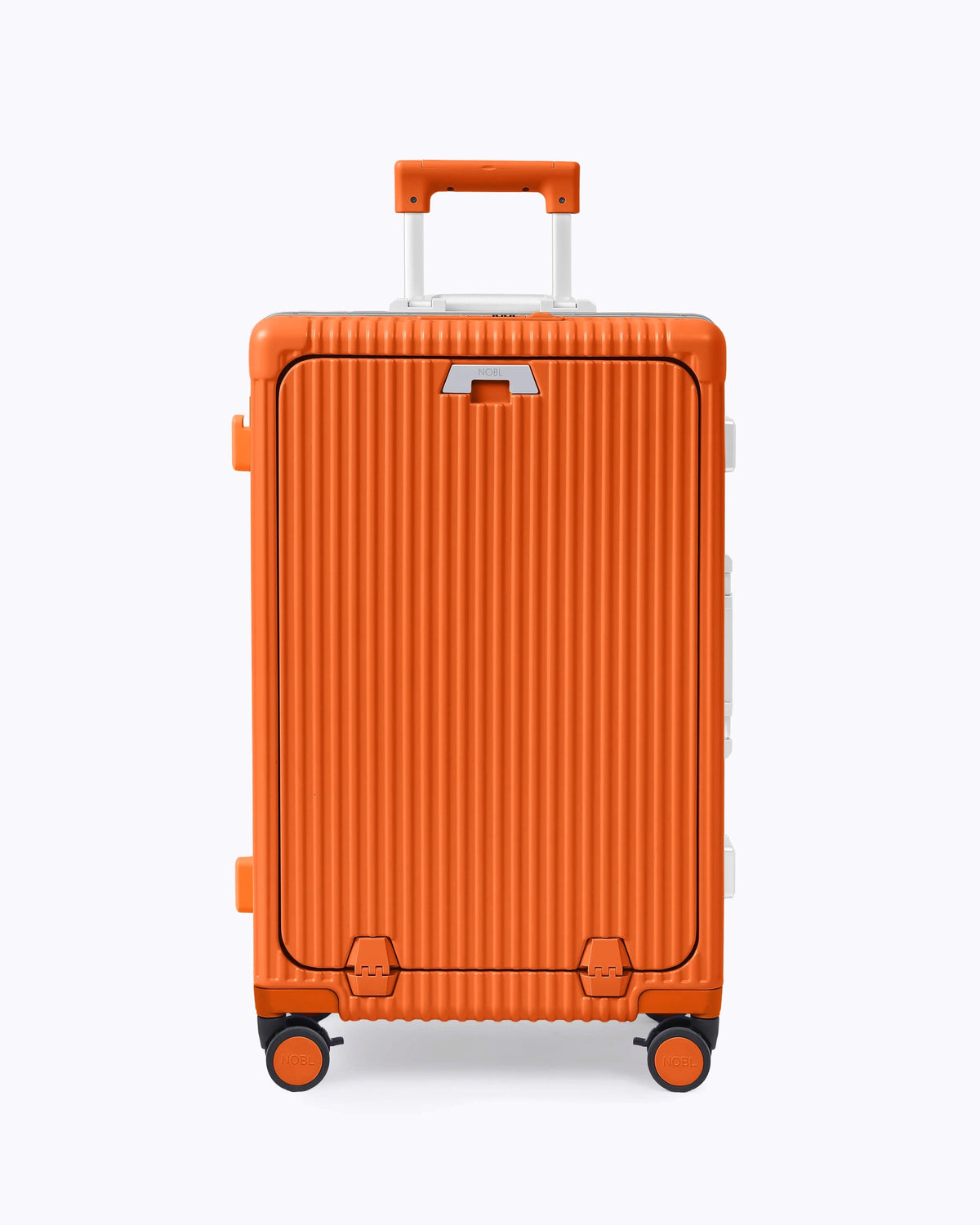 Check-In Medium: All-In-One 24" — Voyager Elite