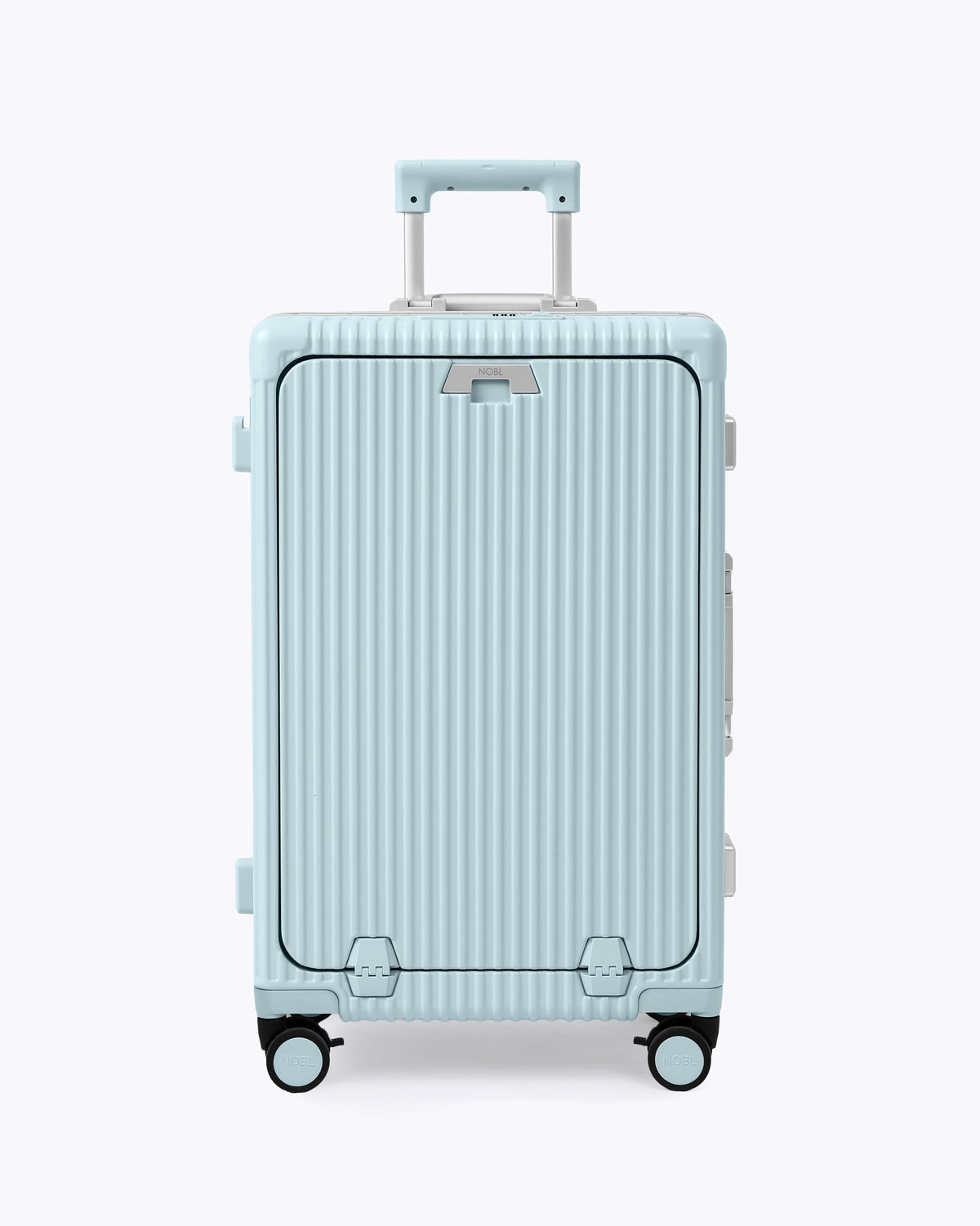 Check-In Medium: All-In-One 24" — Voyager Elite