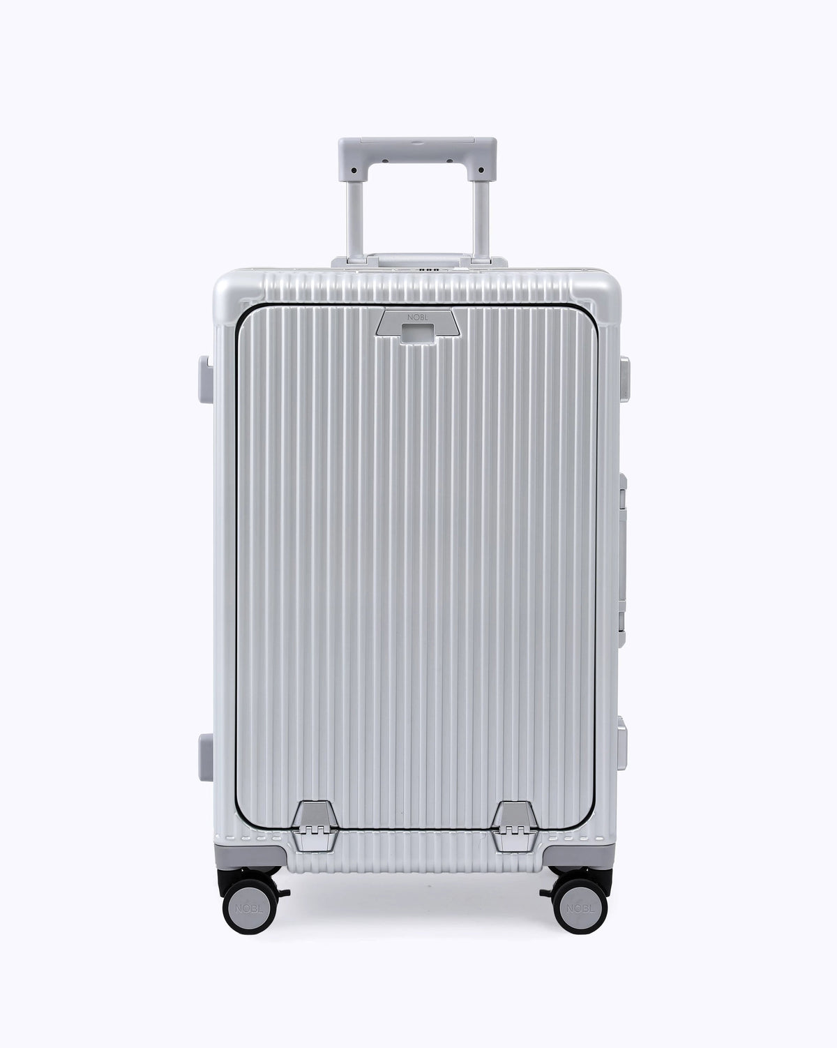 Check-In Medium: All-In-One 24" — Voyager Elite